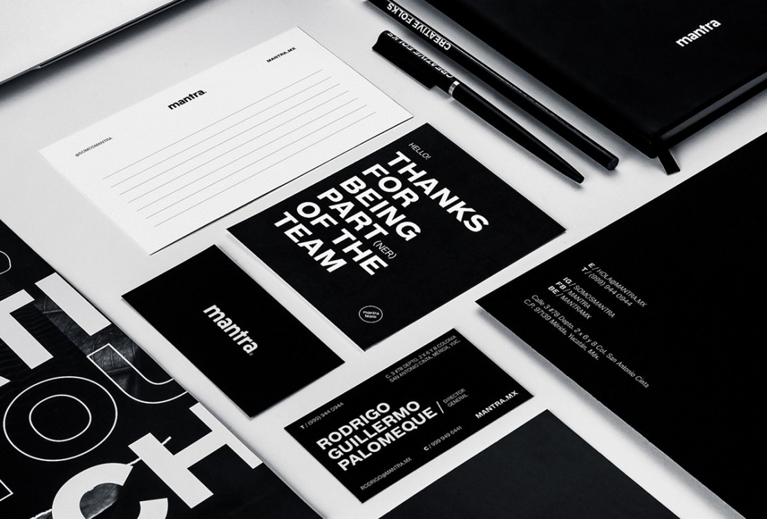 Branding Mantra Materiales Impresos